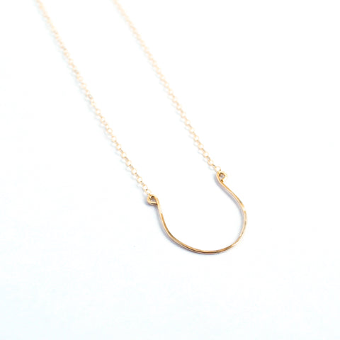 Aliso Horseshoe Necklace